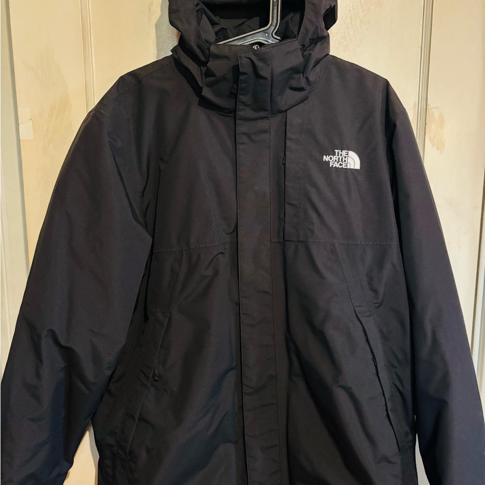The North Face Men's Large Black Jacket IEC